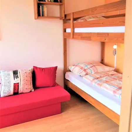 - Haus H, App 0h0208 Apartamento *